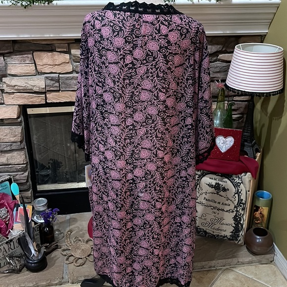 LuLaRoe Chloe Boho Overlay 💗🖤NWT - Picture 2 of 6